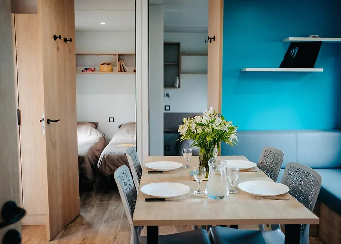 营地 Mobil Xxl 4 - A L'ombre Des Tilleuls *