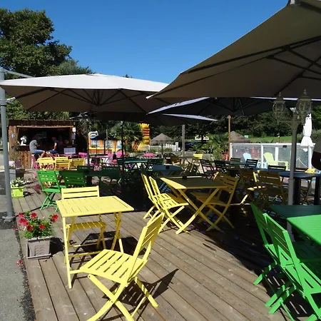 Mobil Xxl 4 - A L'ombre Des Tilleuls Campingplatz