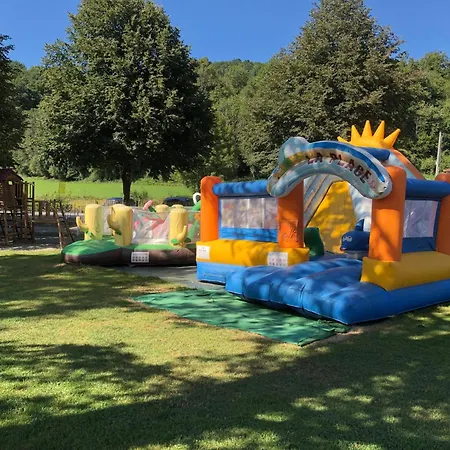 Campingplatz Mobil Xxl 4 - A L'ombre Des Tilleuls
